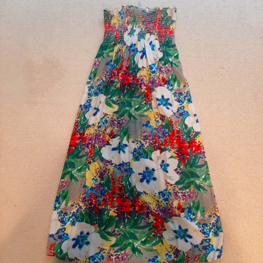 Beautiful floral maxi dress